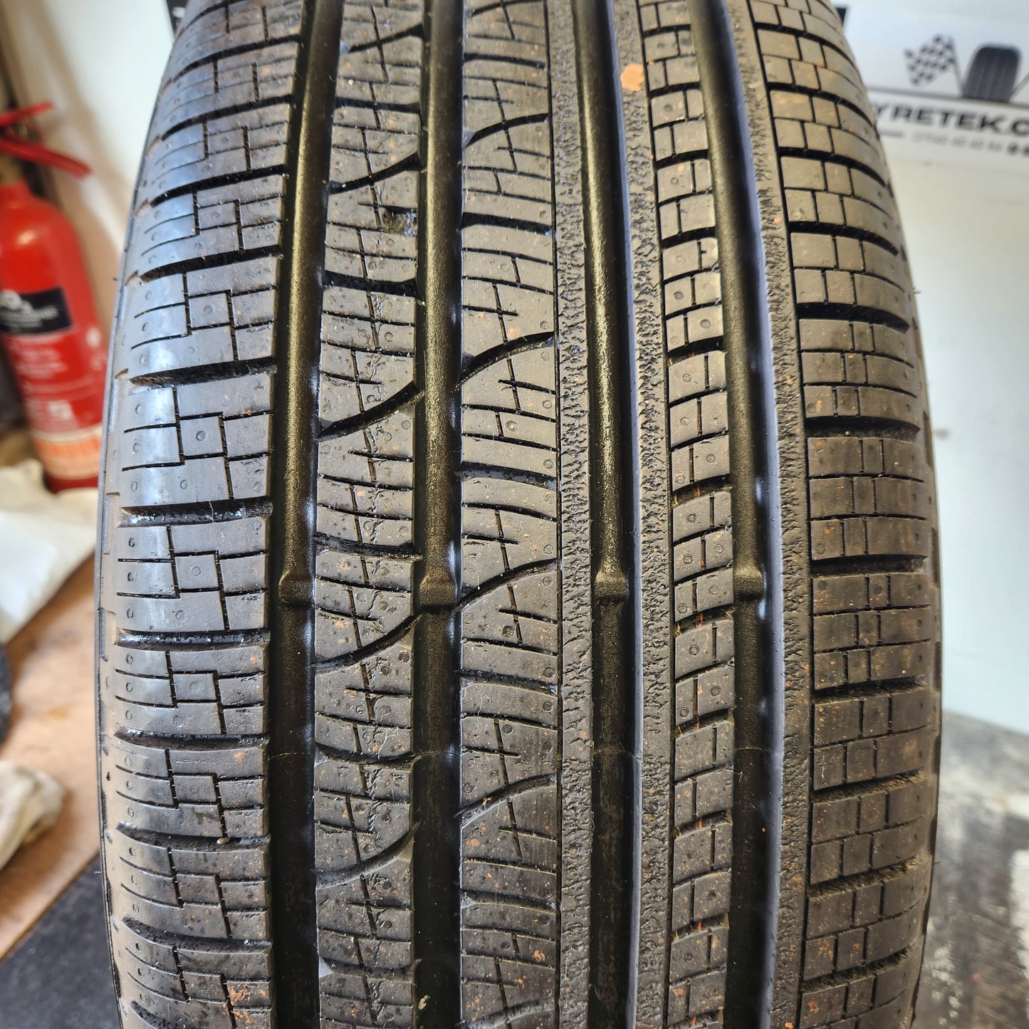 Pirelli Scorpion Verde 235/55/R19 All Season LR 105 V XL