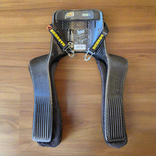 Schroth Carbon Fibre HANS Device. 20L Pro