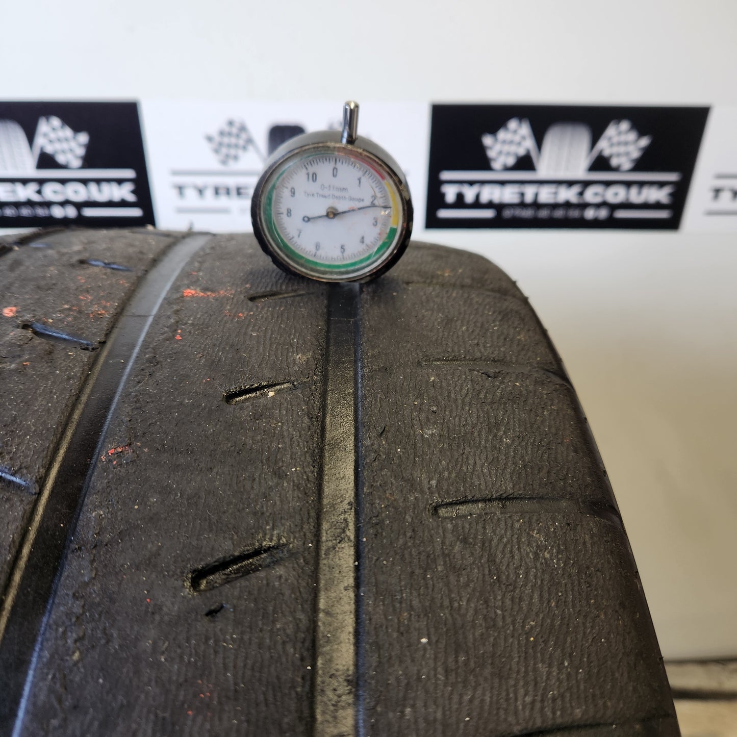 Yokohama A052 265/35/18 Semi Slicks. (Pair)