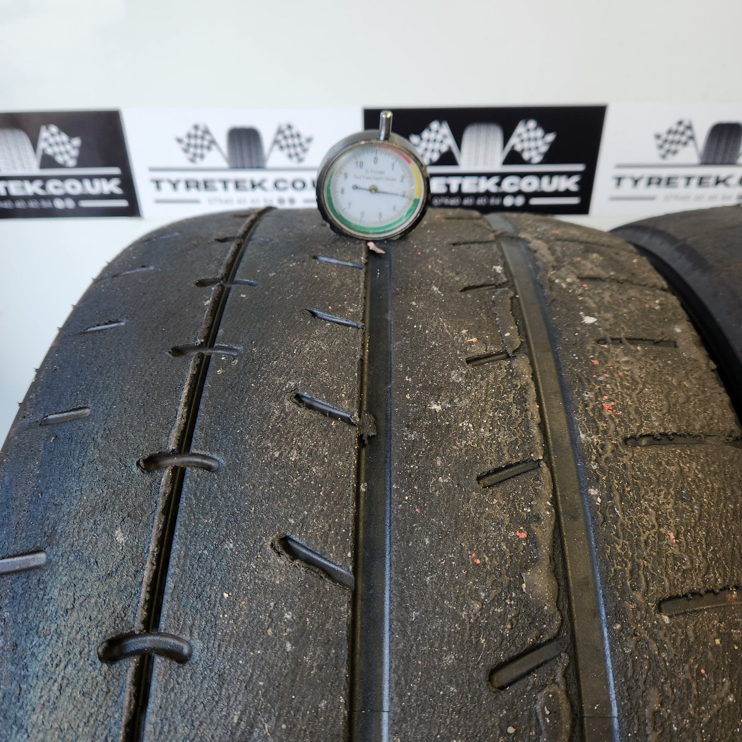 Yokohama A052 265/35/18 Semi Slicks (Pair)