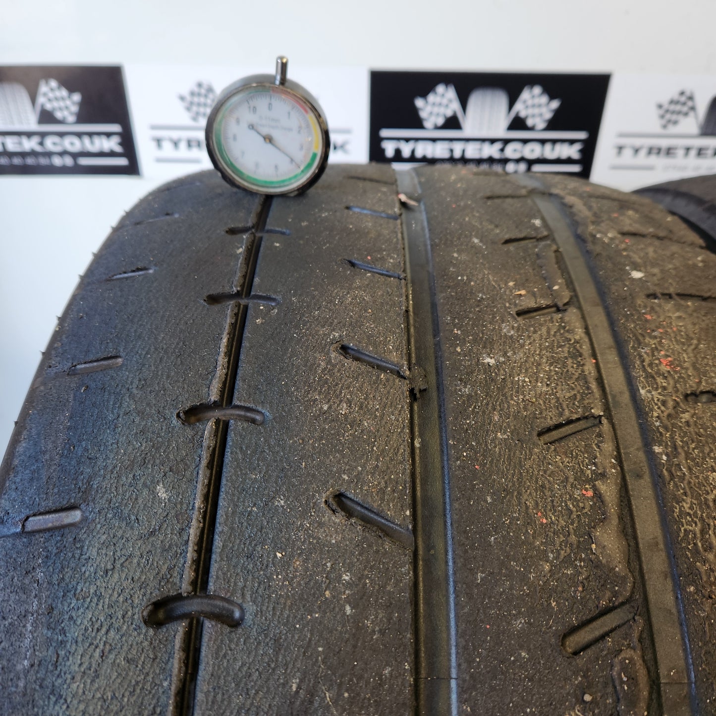 Yokohama A052 265/35/18 Semi Slicks (Pair)
