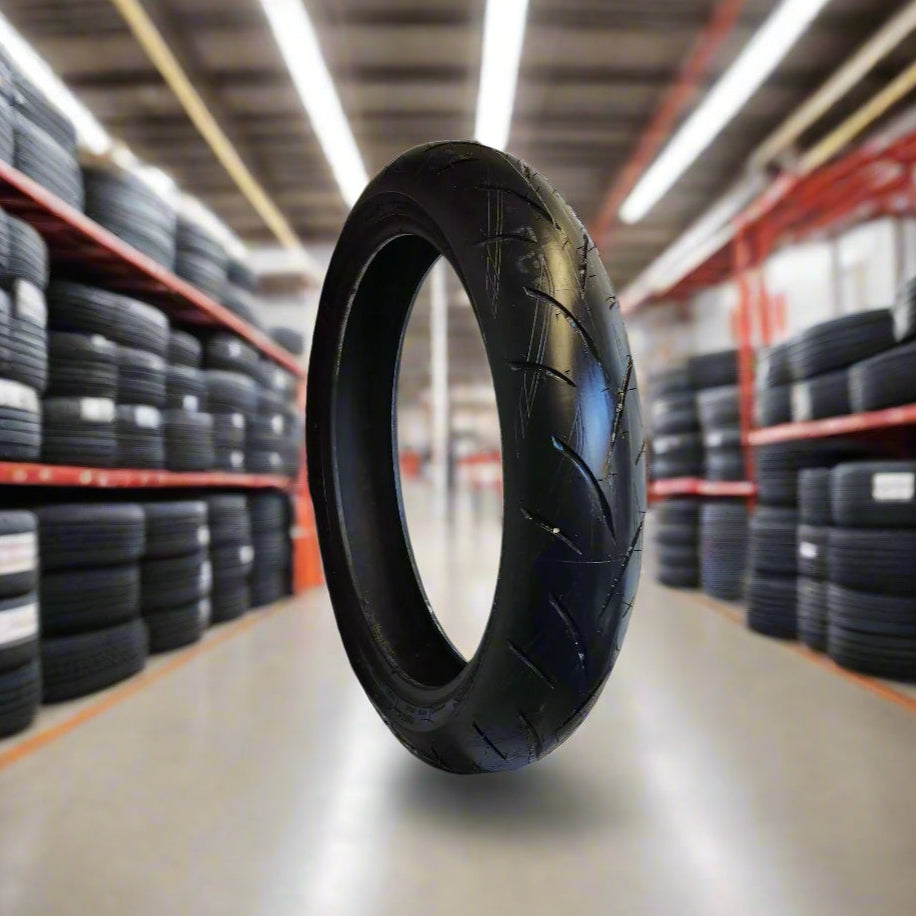 Bridgestone Battlax Hypersport S21F 120/70/17. New.