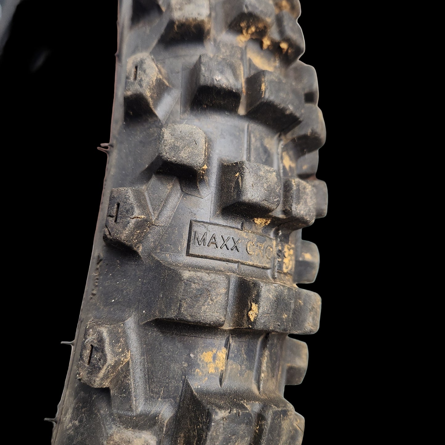 MAXXIS 80/100-21 M7304 51M TT E-Mark Maxxcross IT Tyre (Front)