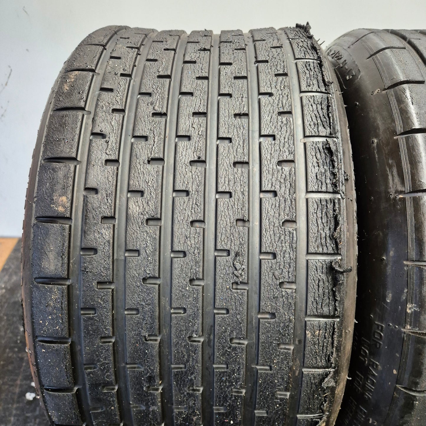 Avon 8.2/22.0/13 Wet Racing Tyres (Pair)