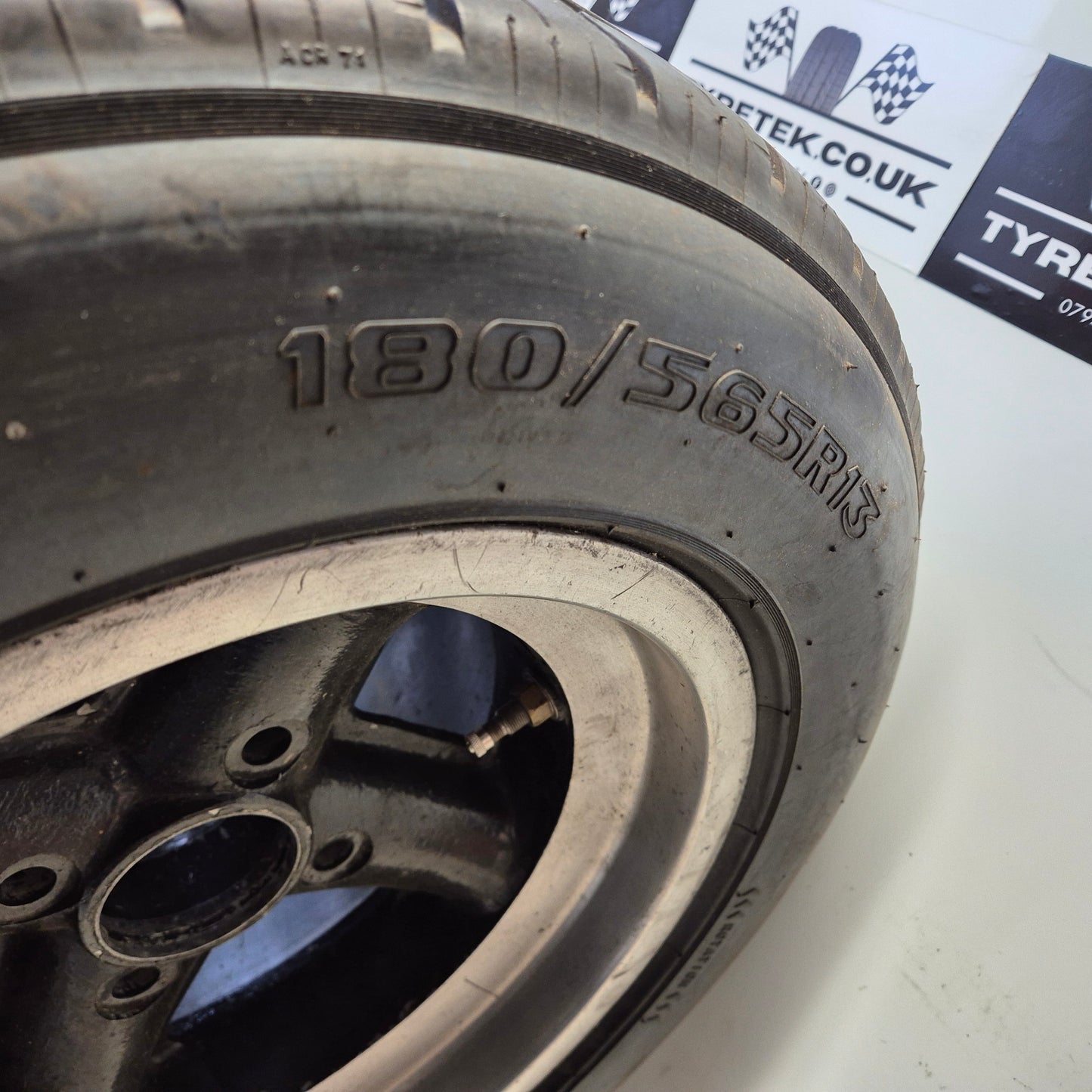 FF2000 Centre Lock or Studs Revolution Alloy Rims and Avon Wets