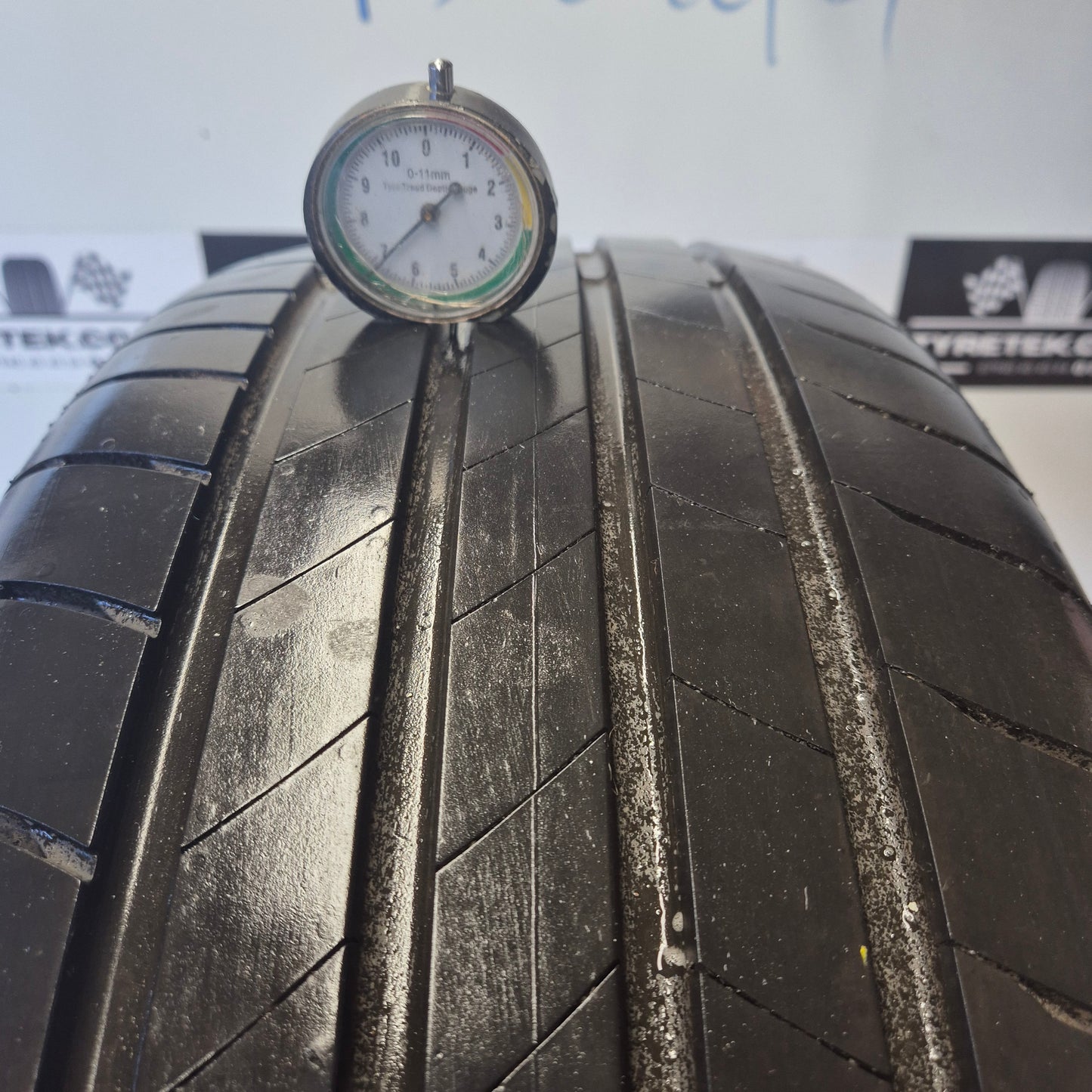 Bridgestone Turanza T005 235/55 R18 100V