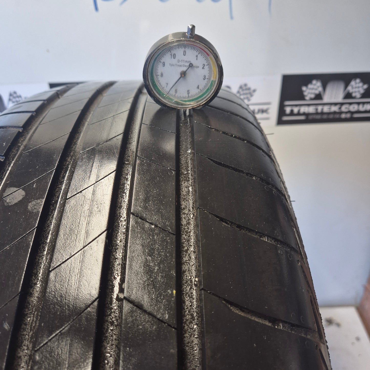 Bridgestone Turanza T005 235/55 R18 100V