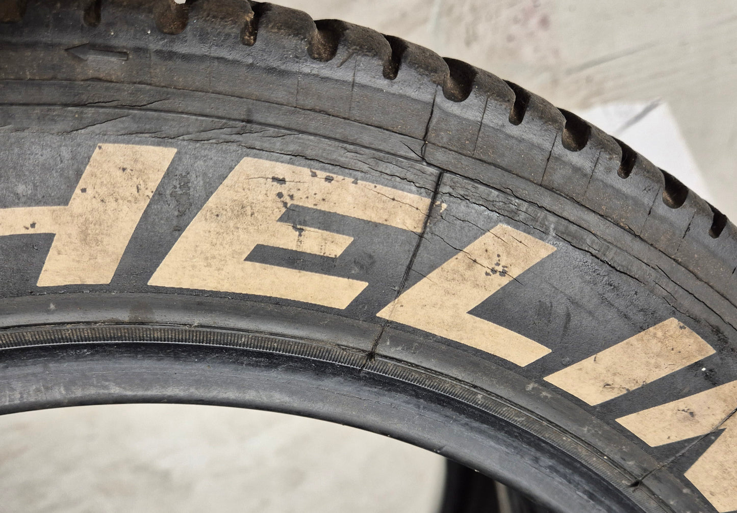 Michelin 18/58/15 (195/50/15) Wet Racing Tyres. (SET 02)