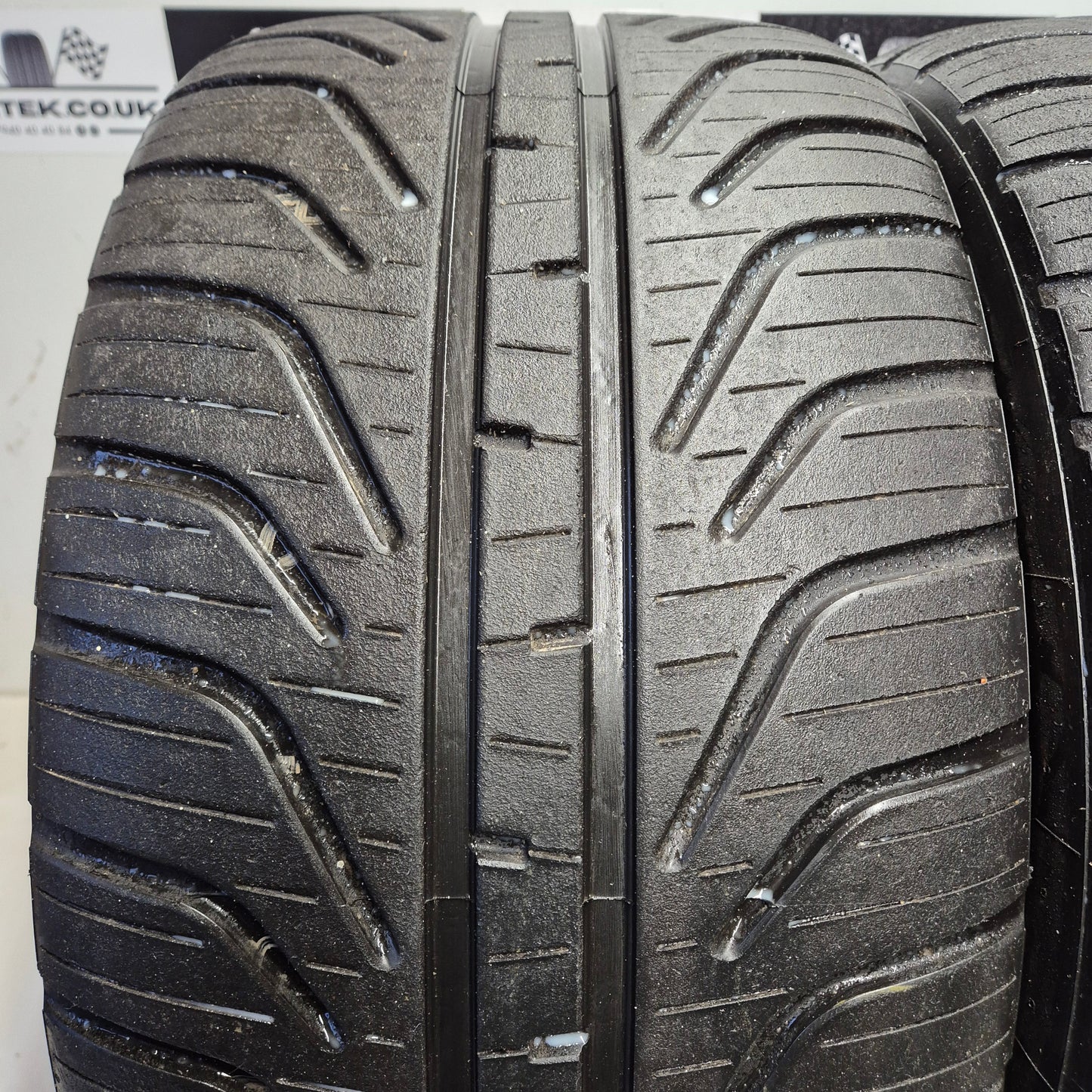 Pirelli 31/71/18 Racing Wet Tyres.
