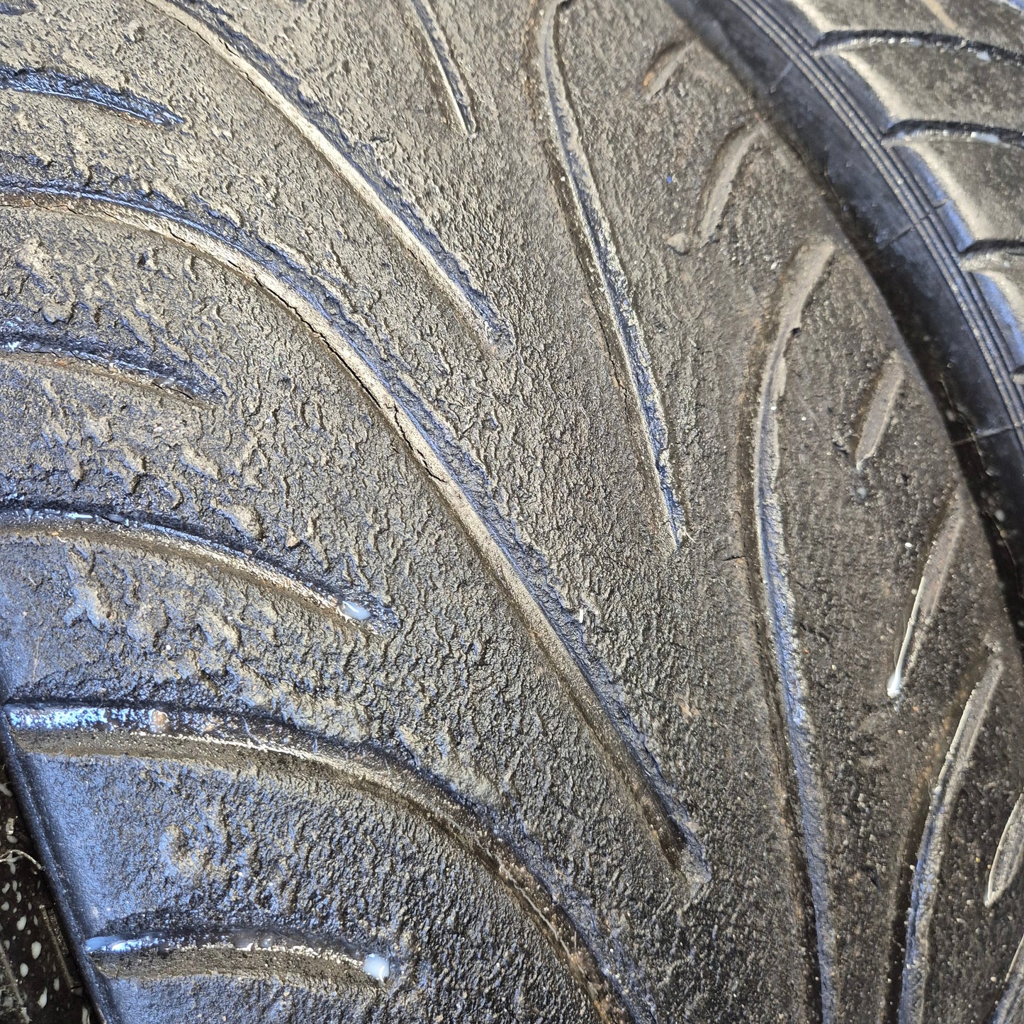 Goodyear (Dunlop) 205/62/17 Wet Racing Tyres - Set of 4