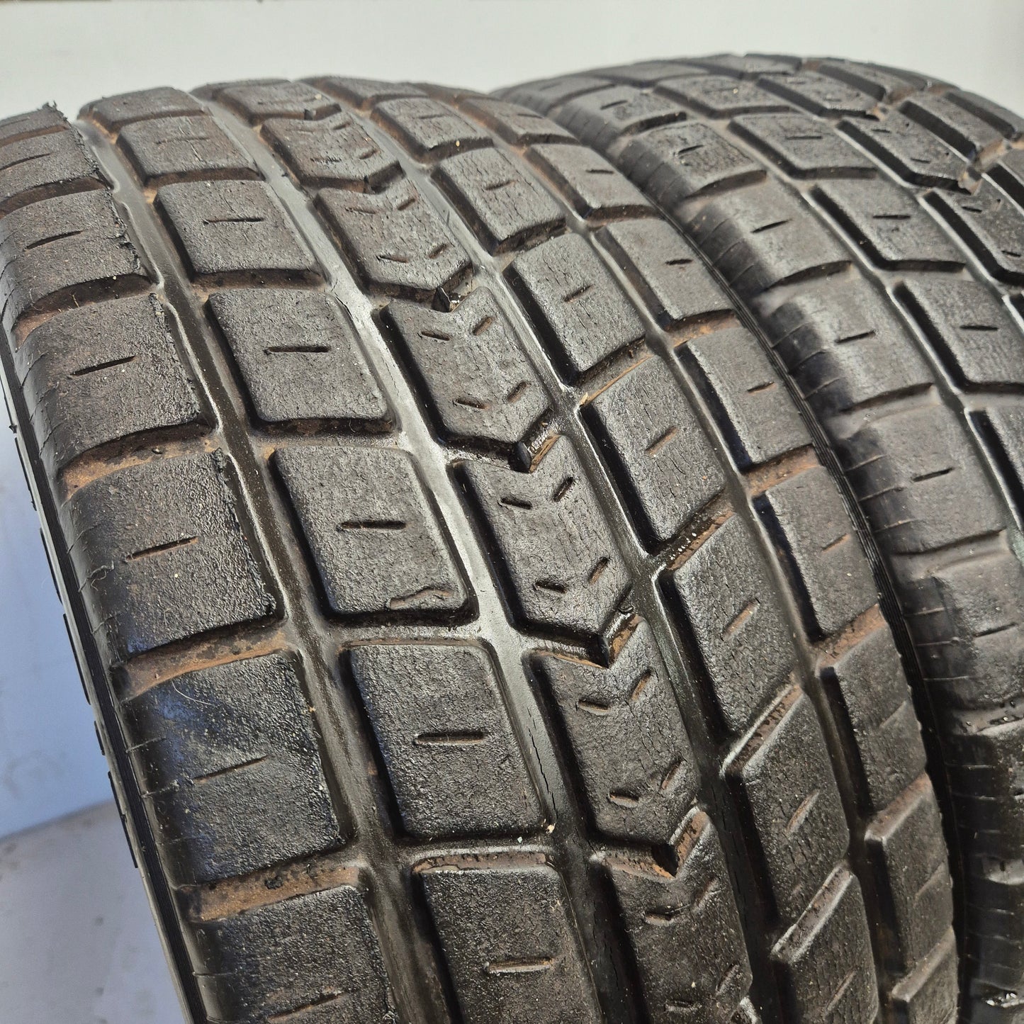 Avon 160/53/13 Wet Racing Tyres 01