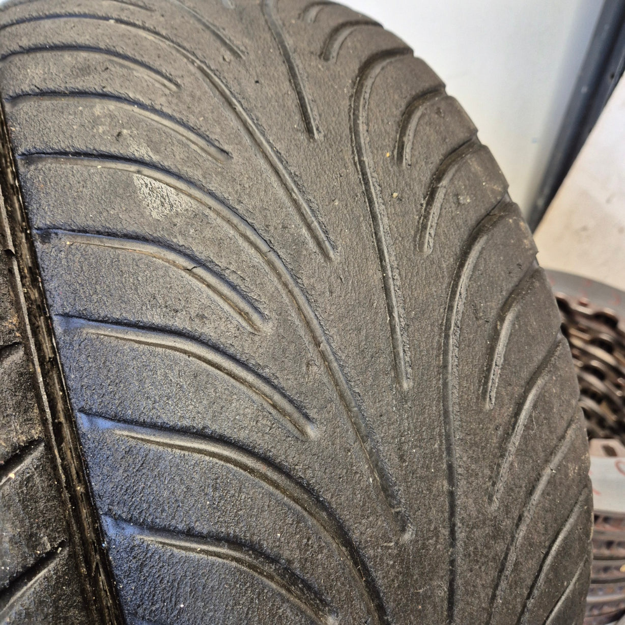 Goodyear (Dunlop) 185/58/15 Wet Racing Tyres - Set of 4 (195/50/15)