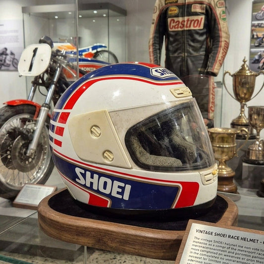 Shoei Australian Wayne Gardner 1988 Motorcycle Helmet Replica