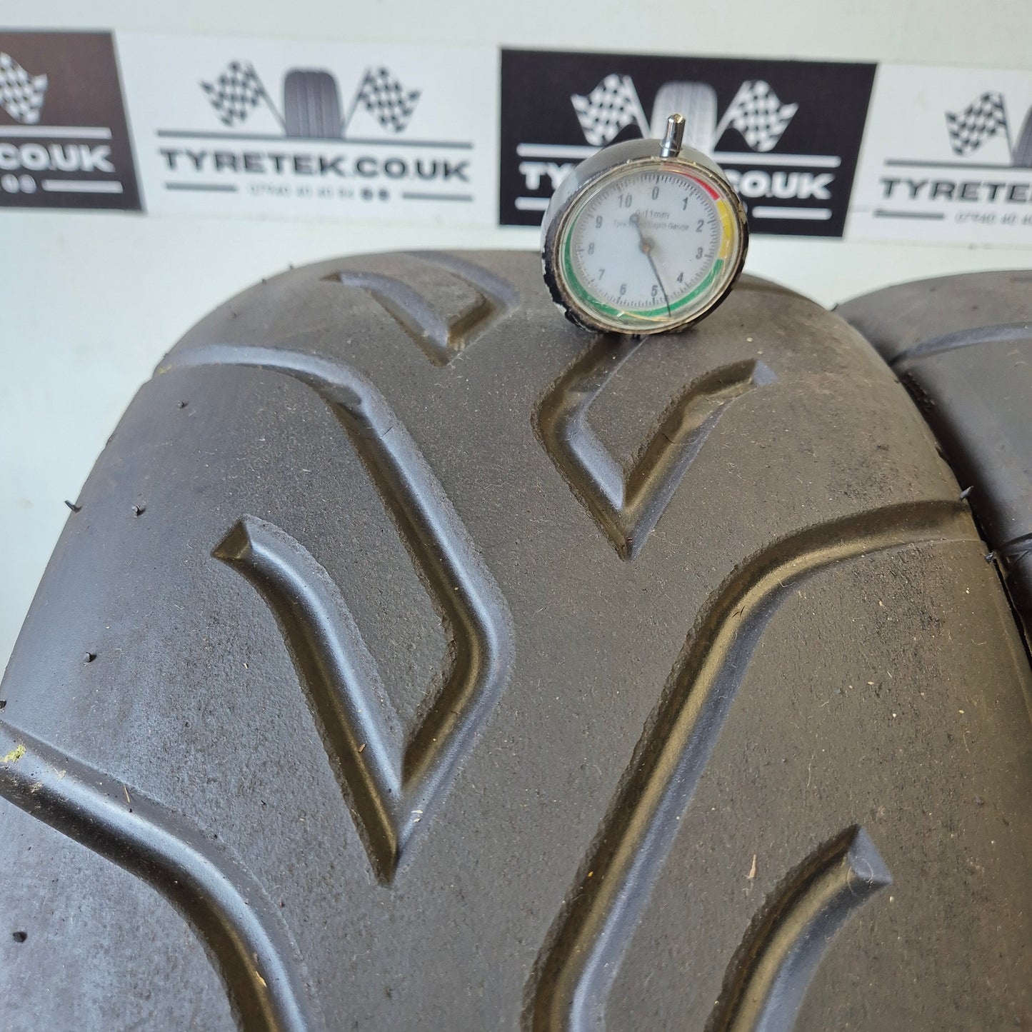 Yokohama 225/45/16 A048 Semi Slicks