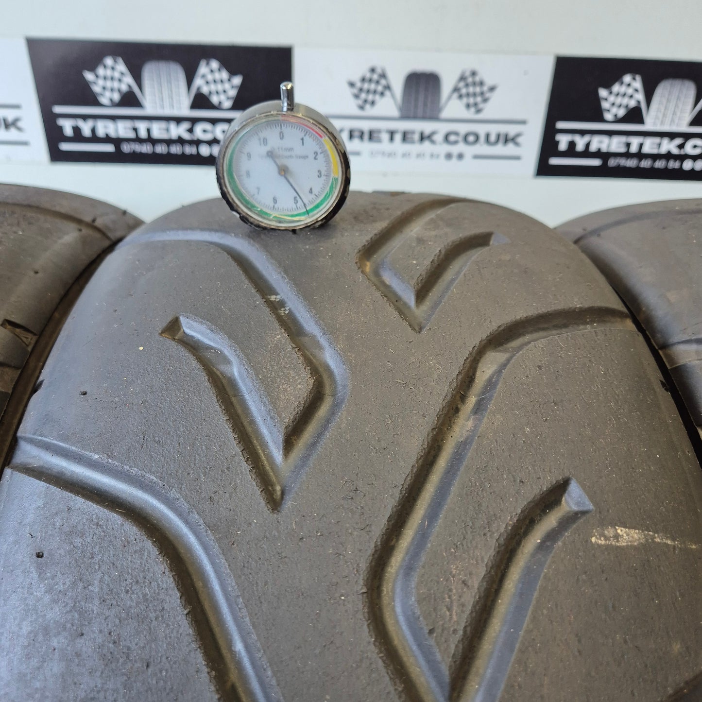 Yokohama 225/45/16 A048 Semi Slicks