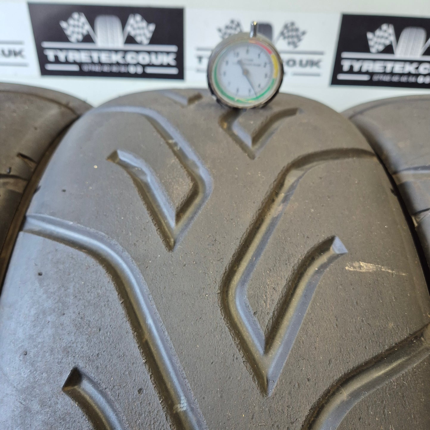 Yokohama 225/45/16 A048 Semi Slicks