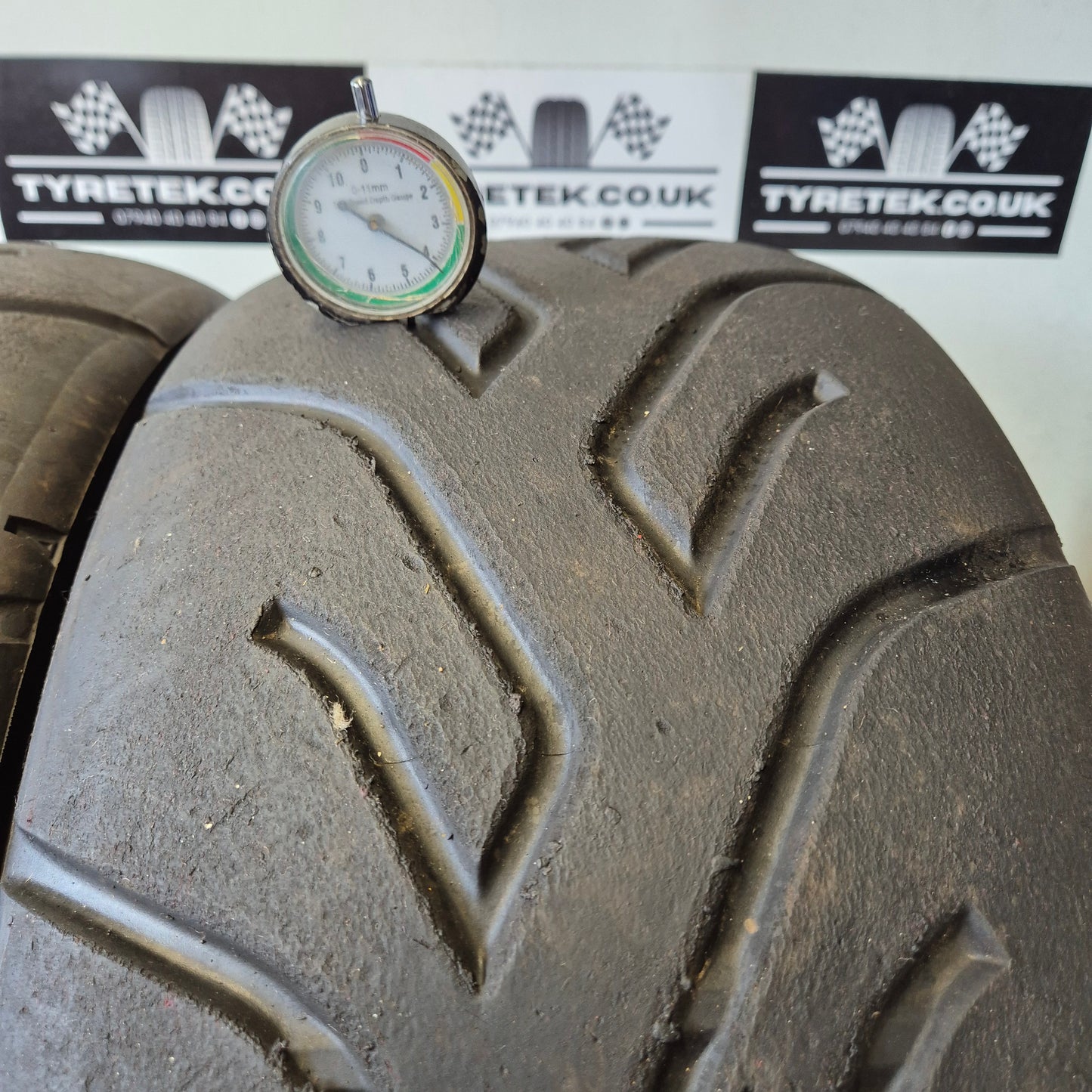 Yokohama 225/45/16 A048 Semi Slicks