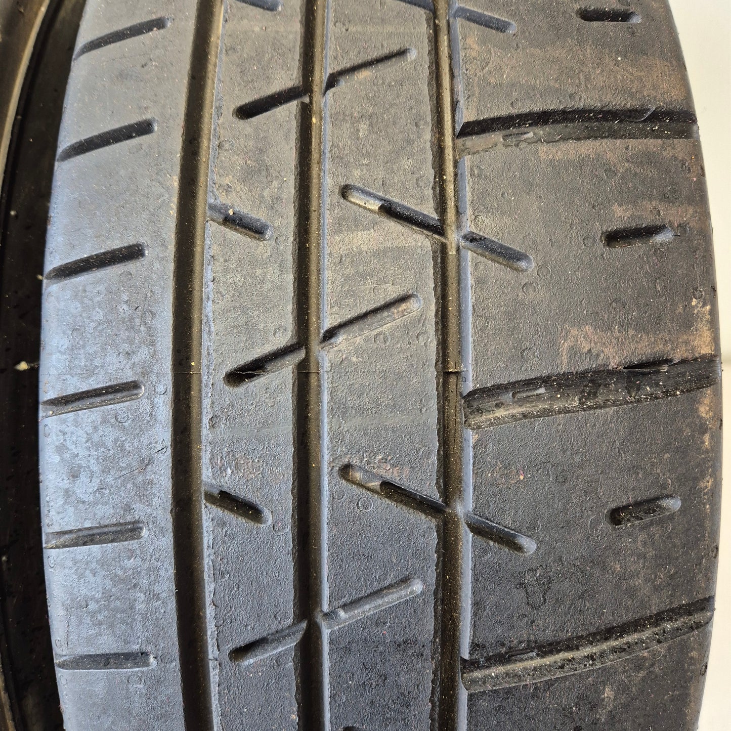 Hankook Ventus Z205 160/53/13 (165/60/13) Wet Tyres