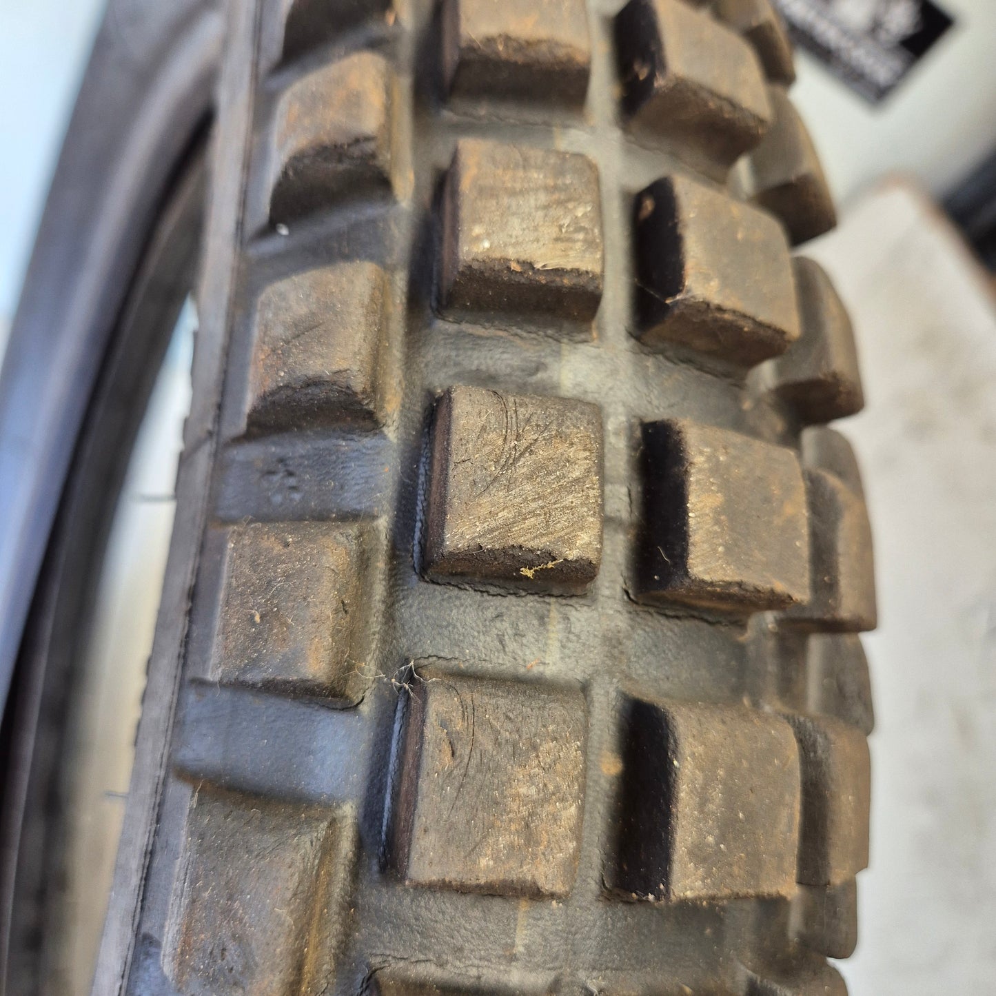 Michelin X11 Trial Tyre, Competition 4.00 R 18 Trials Bikes