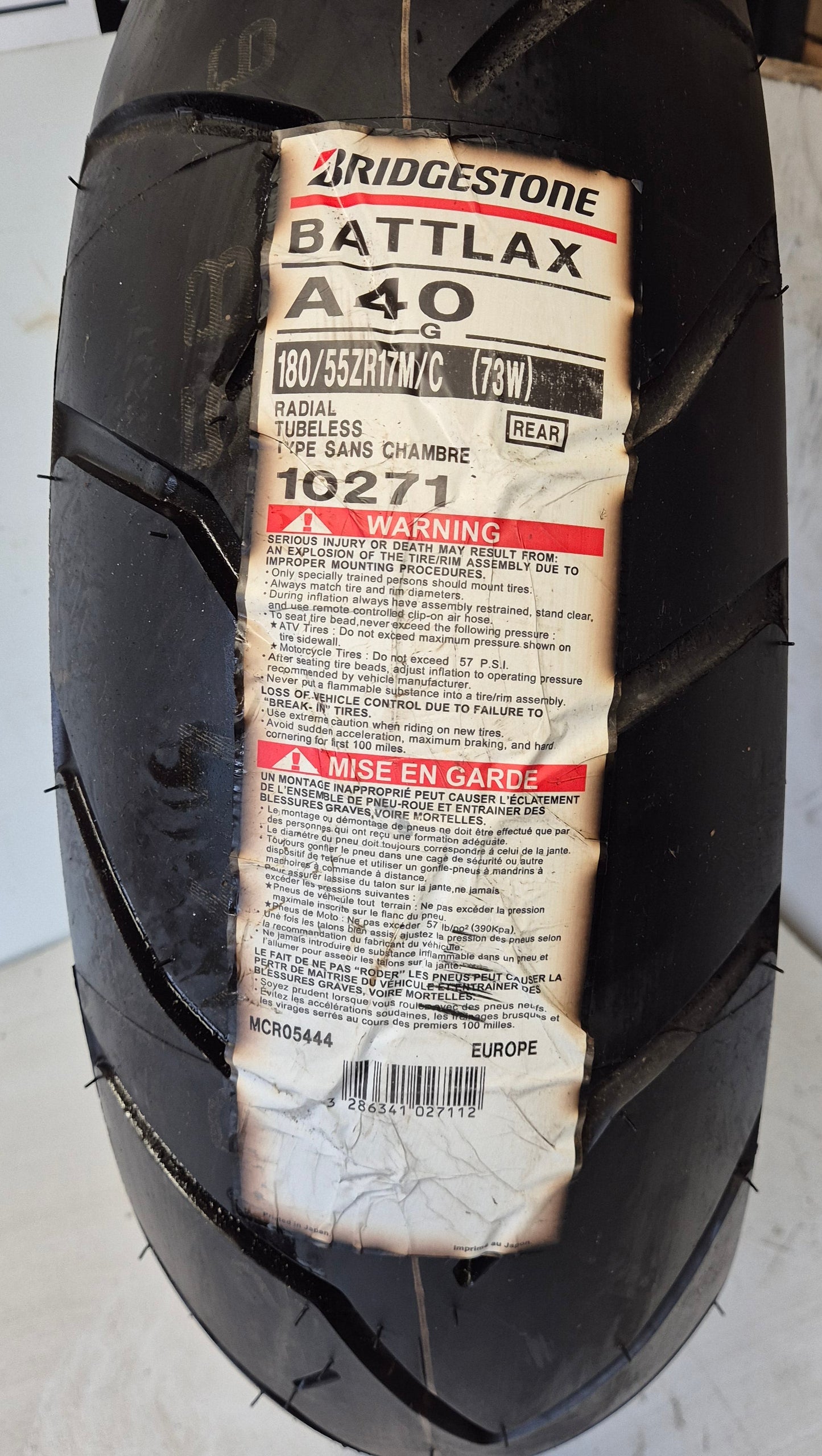 Bridgestone Battlax A40 180/55/17. New.