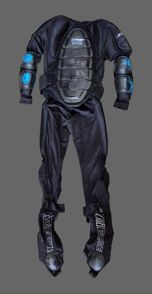 Dainese Hard Shell Body Armour Suit Adjustable Fit for Motocross Full Body Black