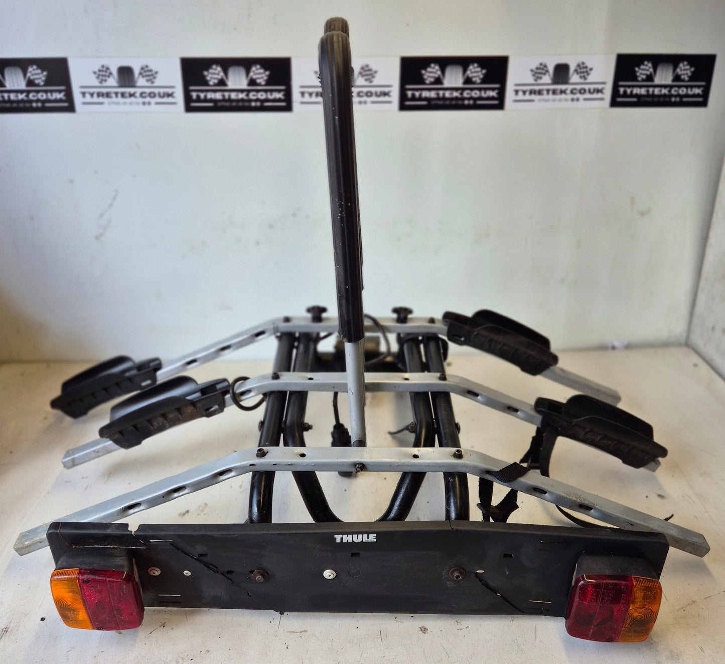 Thule 3-Bike Cycle Carrier Rack Tow Bar Ball Mounted.