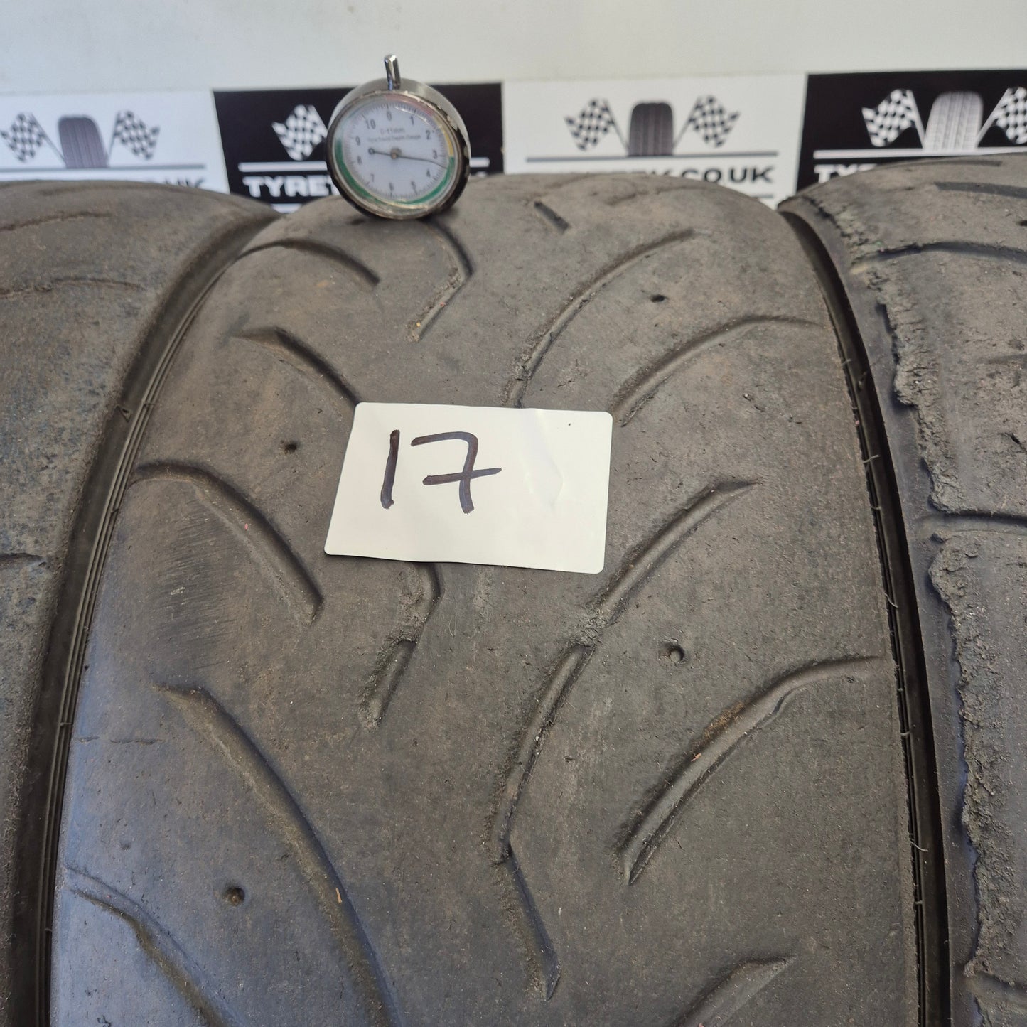 Dunlop 225/45/17 Direzza DZ03G Semi-Slick Racing Trackday/Race Tyres. Set 17