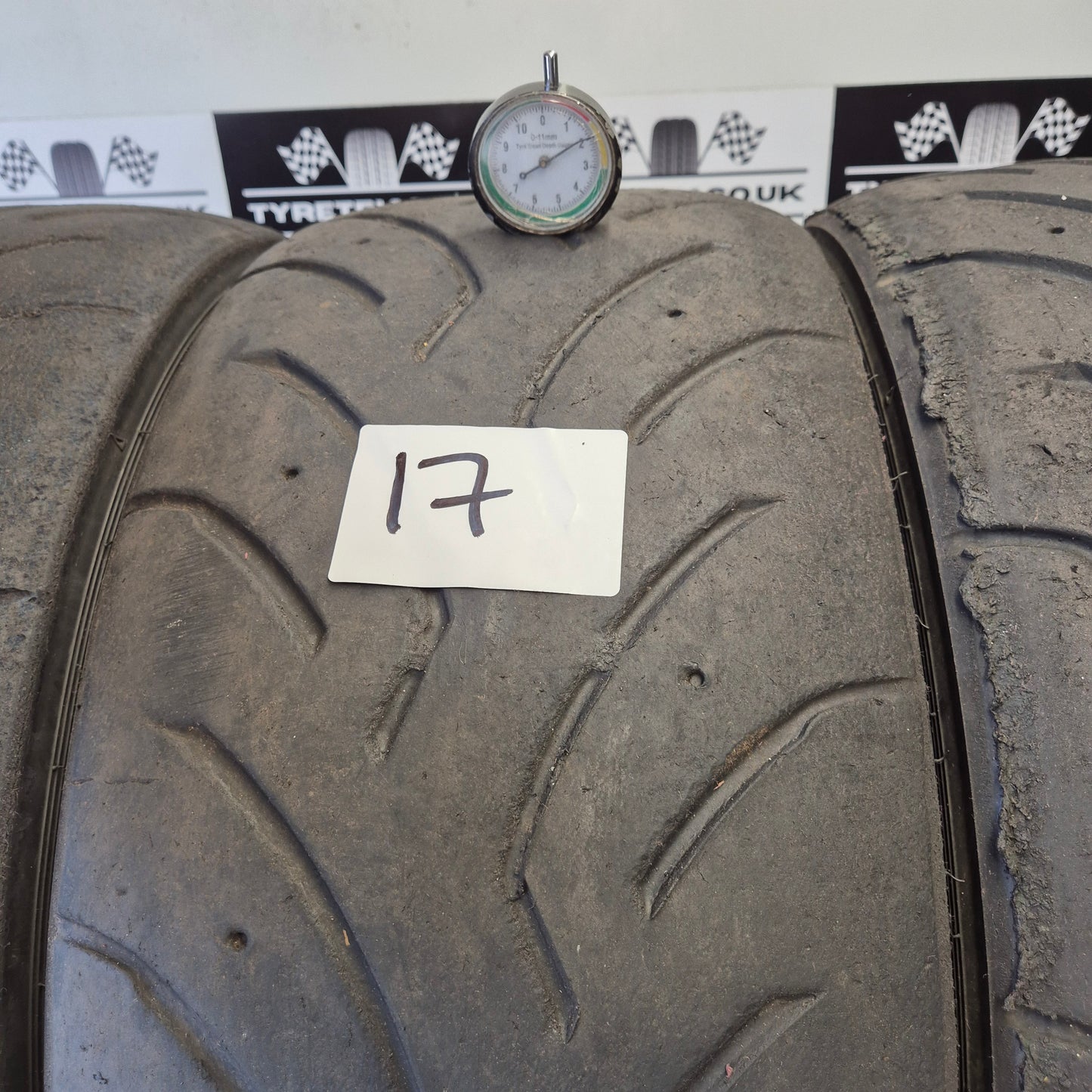 Dunlop 225/45/17 Direzza DZ03G Semi-Slick Racing Trackday/Race Tyres. Set 17