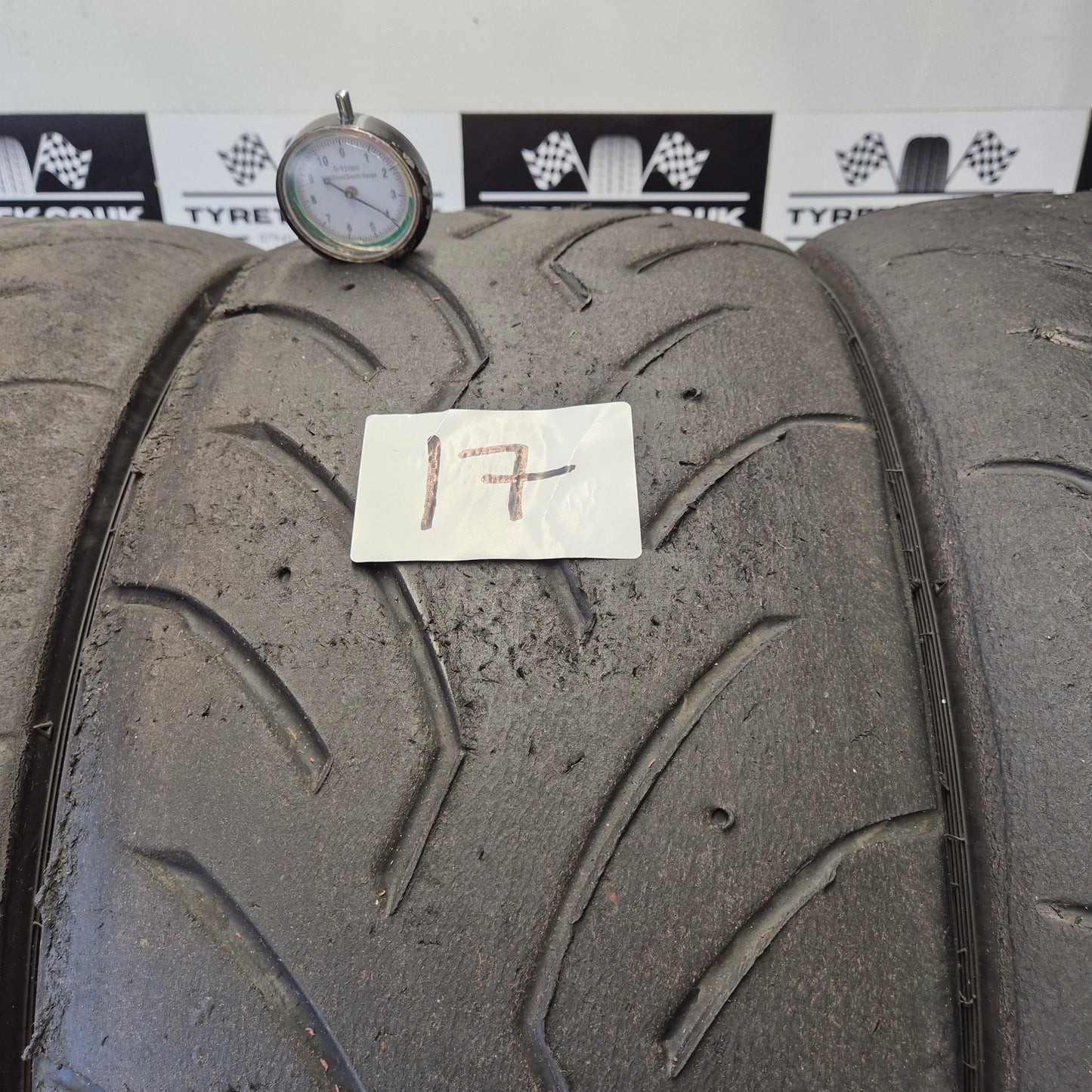 Dunlop 225/45/17 Direzza DZ03G Semi-Slick Racing Trackday/Race Tyres. Set 17
