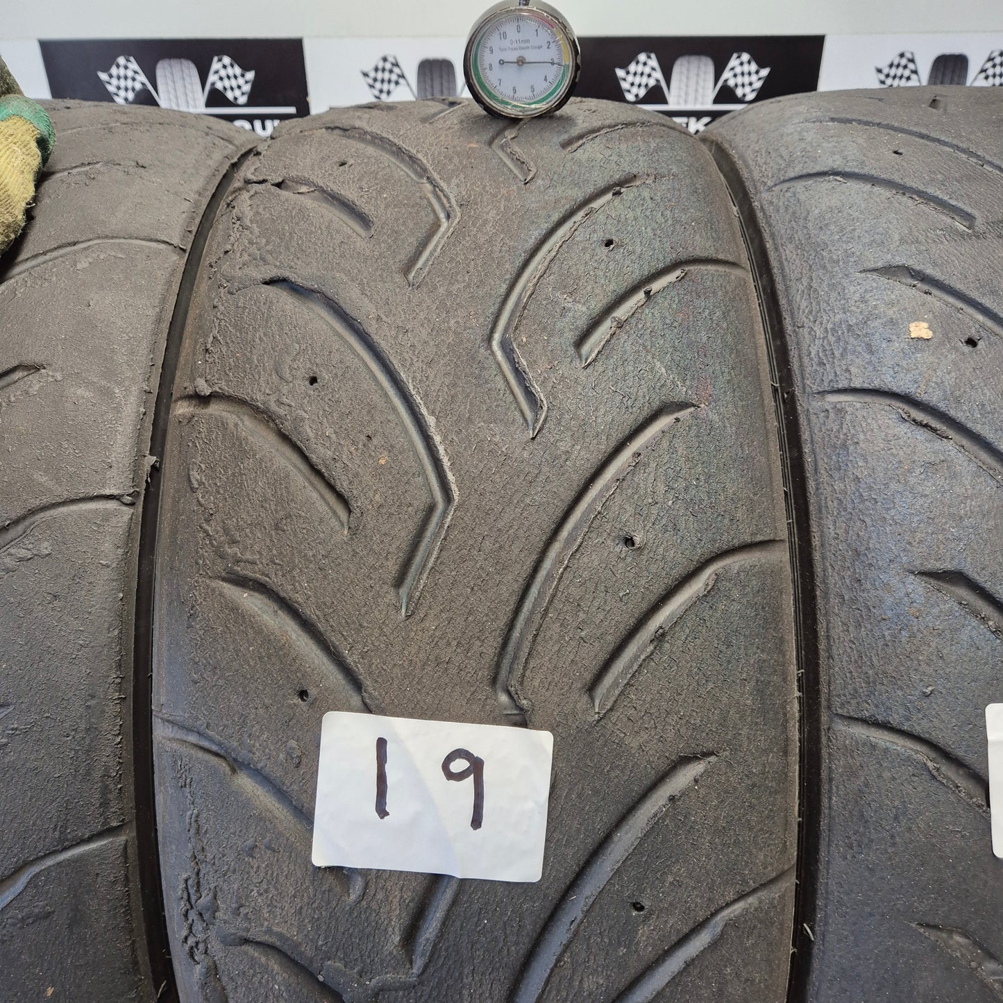 Dunlop 225/45/17 Direzza DZ03G Semi-Slick Racing Trackday/Race Tyres. Set 19