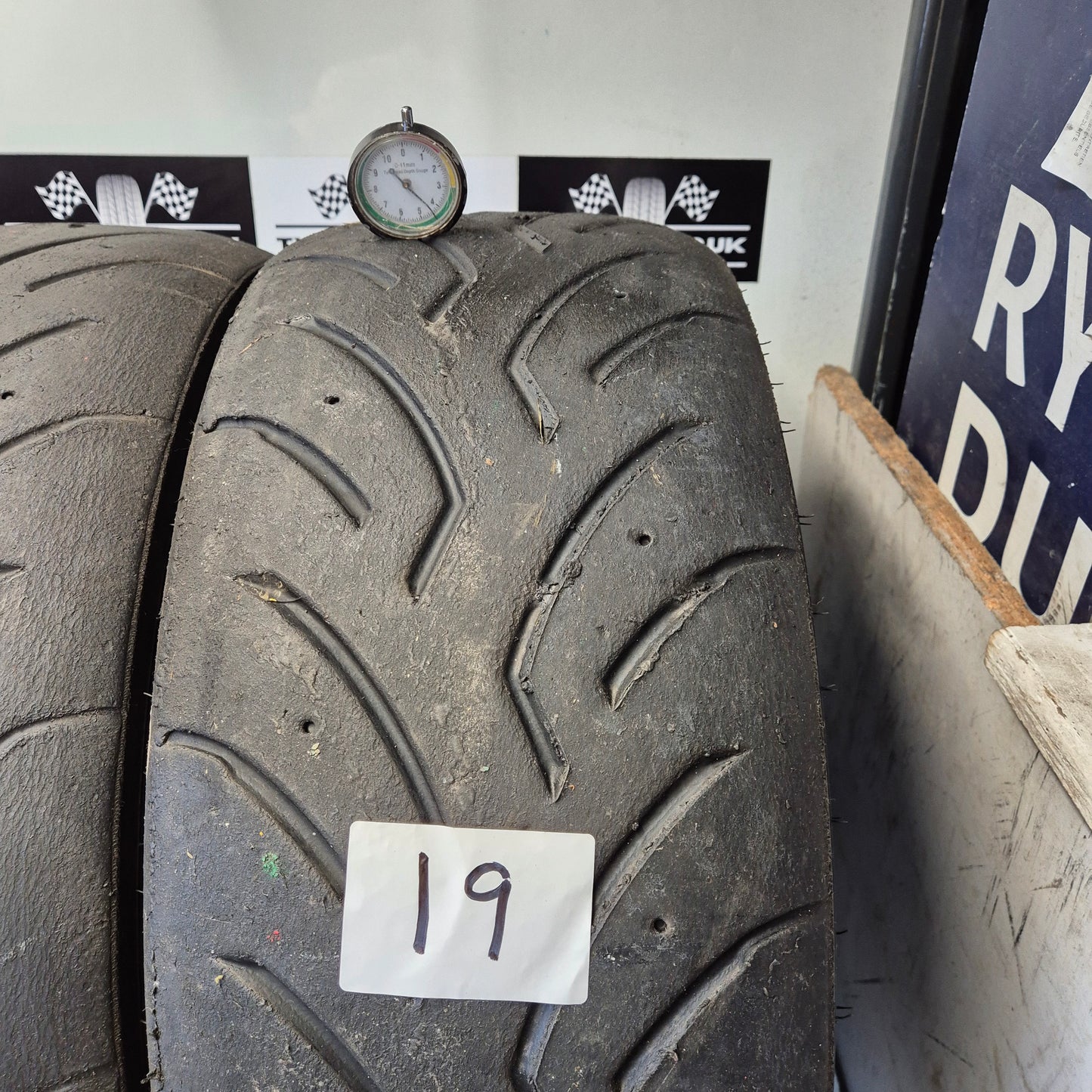 Dunlop 225/45/17 Direzza DZ03G Semi-Slick Racing Trackday/Race Tyres. Set 19