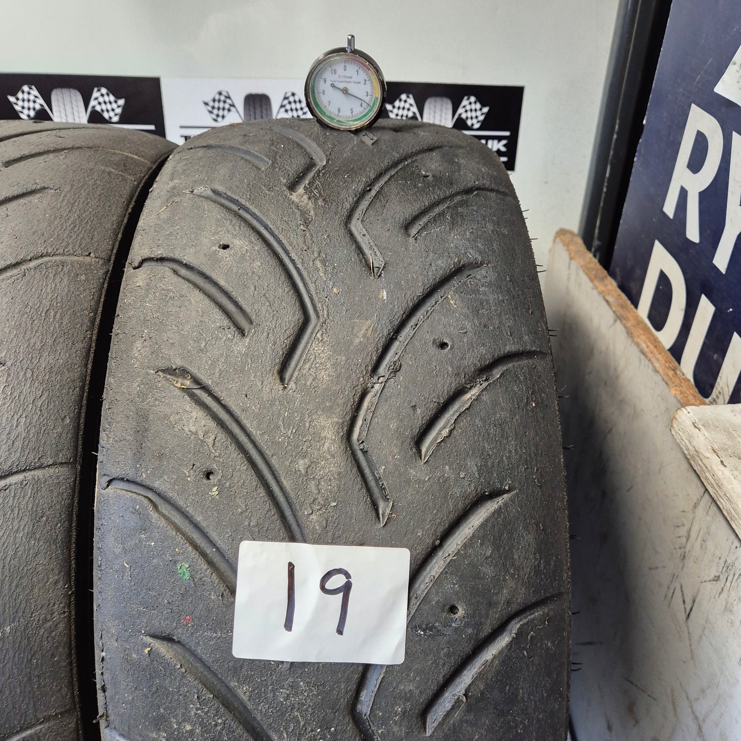Dunlop 225/45/17 Direzza DZ03G Semi-Slick Racing Trackday/Race Tyres. Set 19