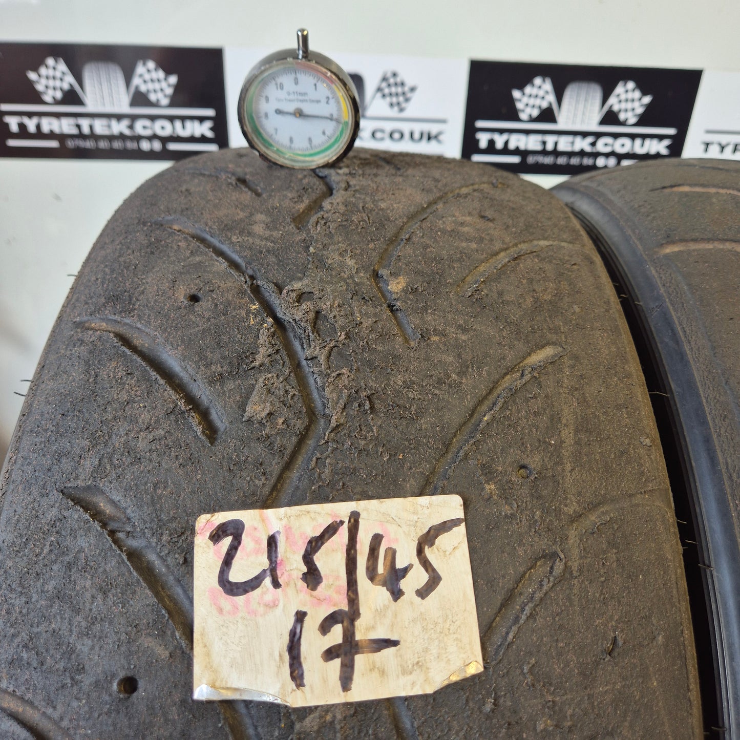 Dunlop 215/45/17 Direzza DZ03G Trackday Semi Slicks (PAIR)