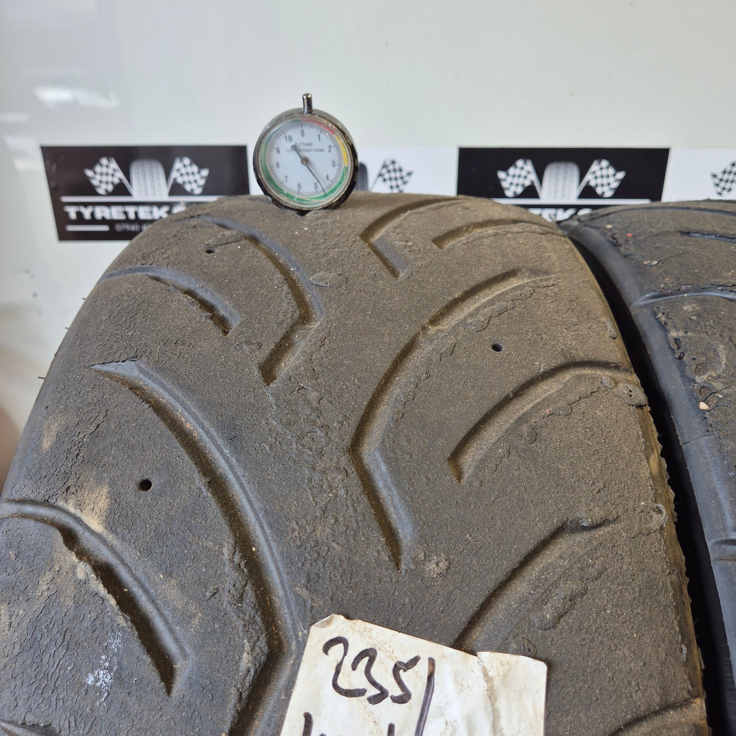 Dunlop Direzza DZ03G 235/40/18 Semi Slicks. (Pair)
