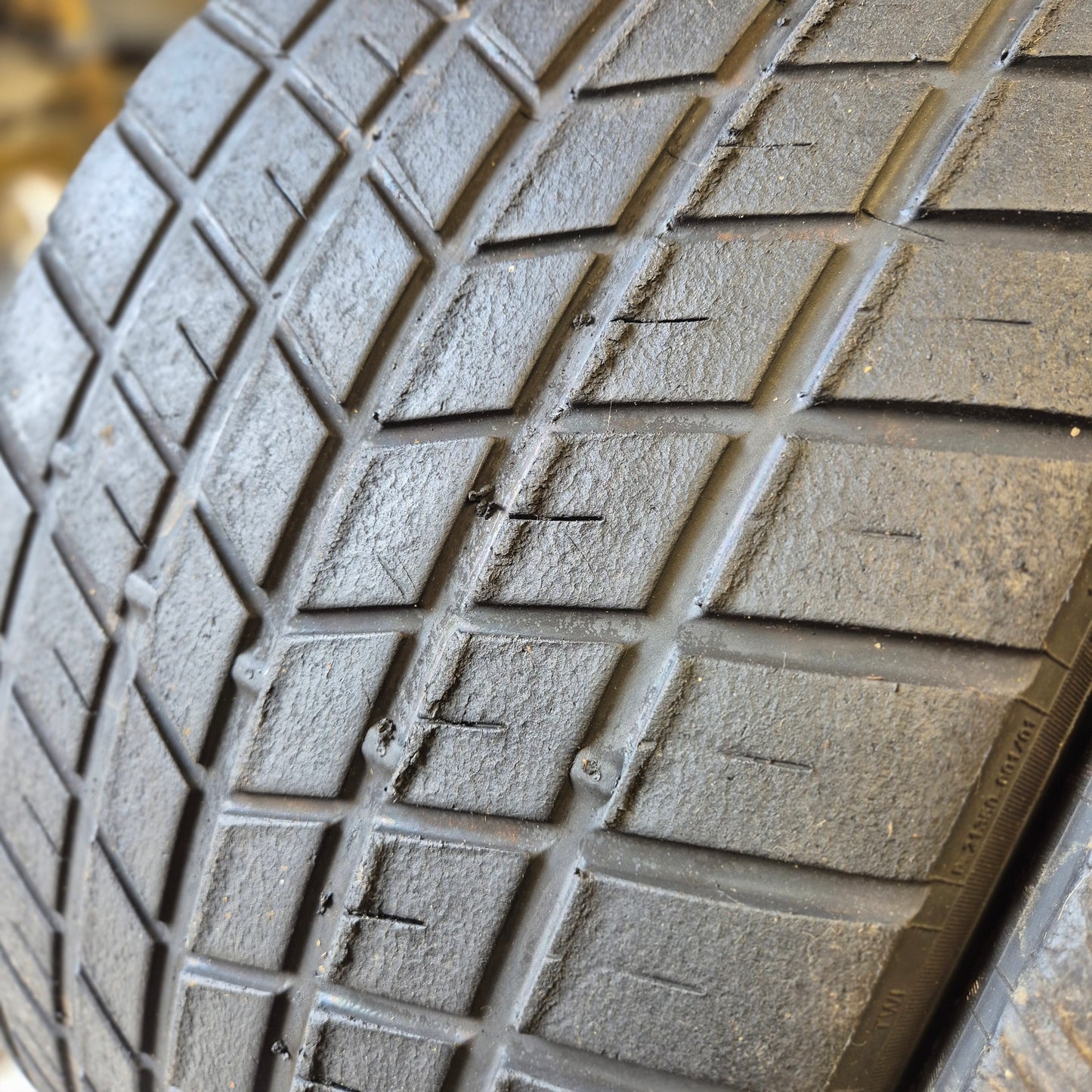 Pirelli 265/645/18 Wet Racing Tyres. (PAIR)