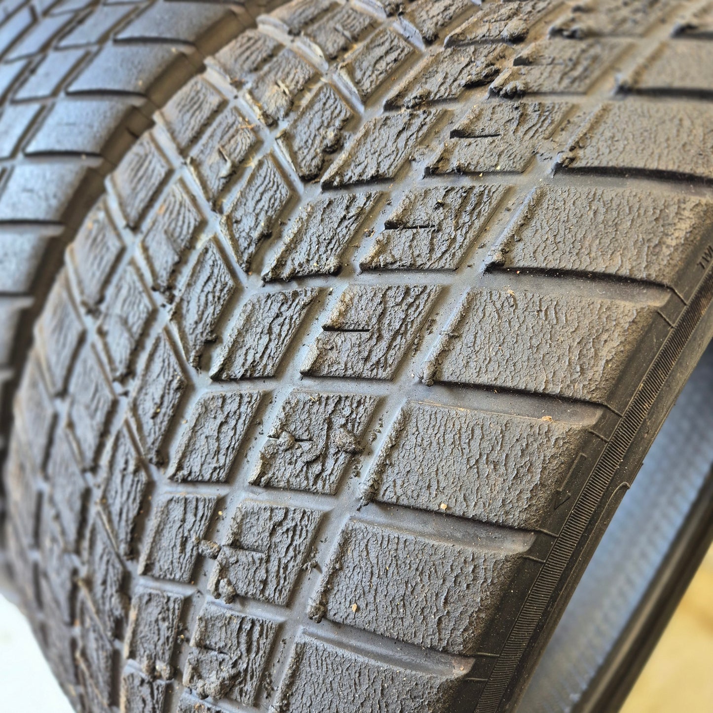Pirelli 265/645/18 Wet Racing Tyres. (PAIR)