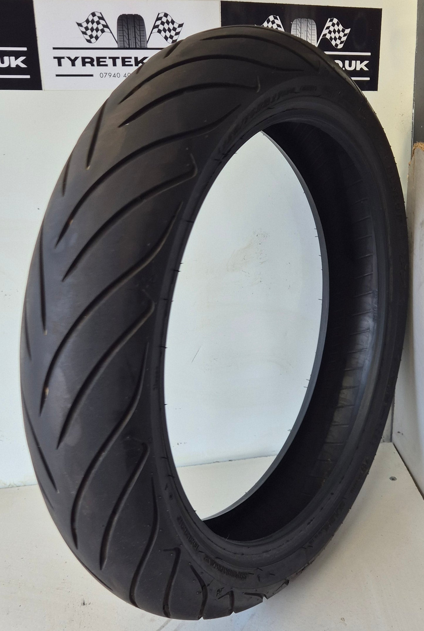 Dunlop D222F Sportmax 120/70/17.