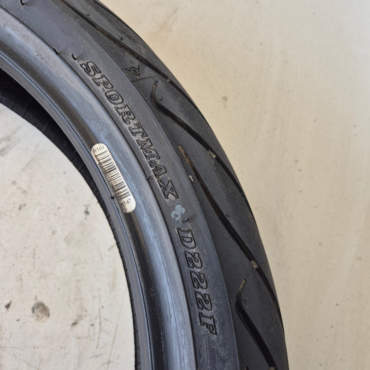 Dunlop D222F Sportmax 120/70/17.