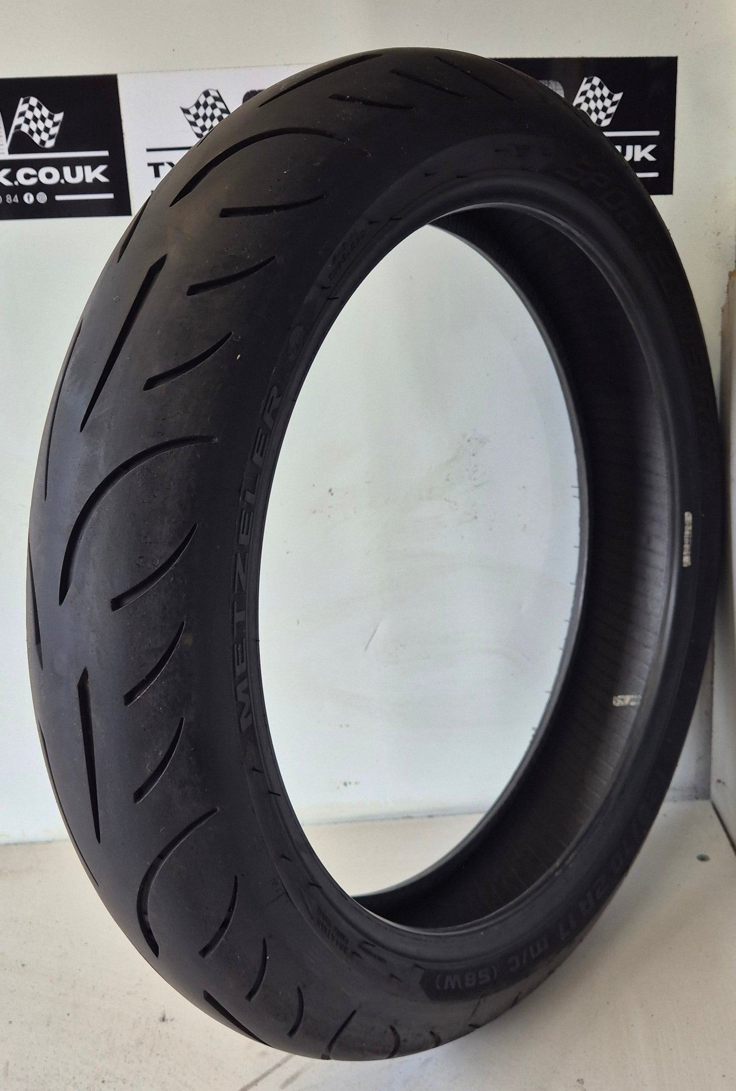 Metzeler Sportec M9 RRT 120/70/17.