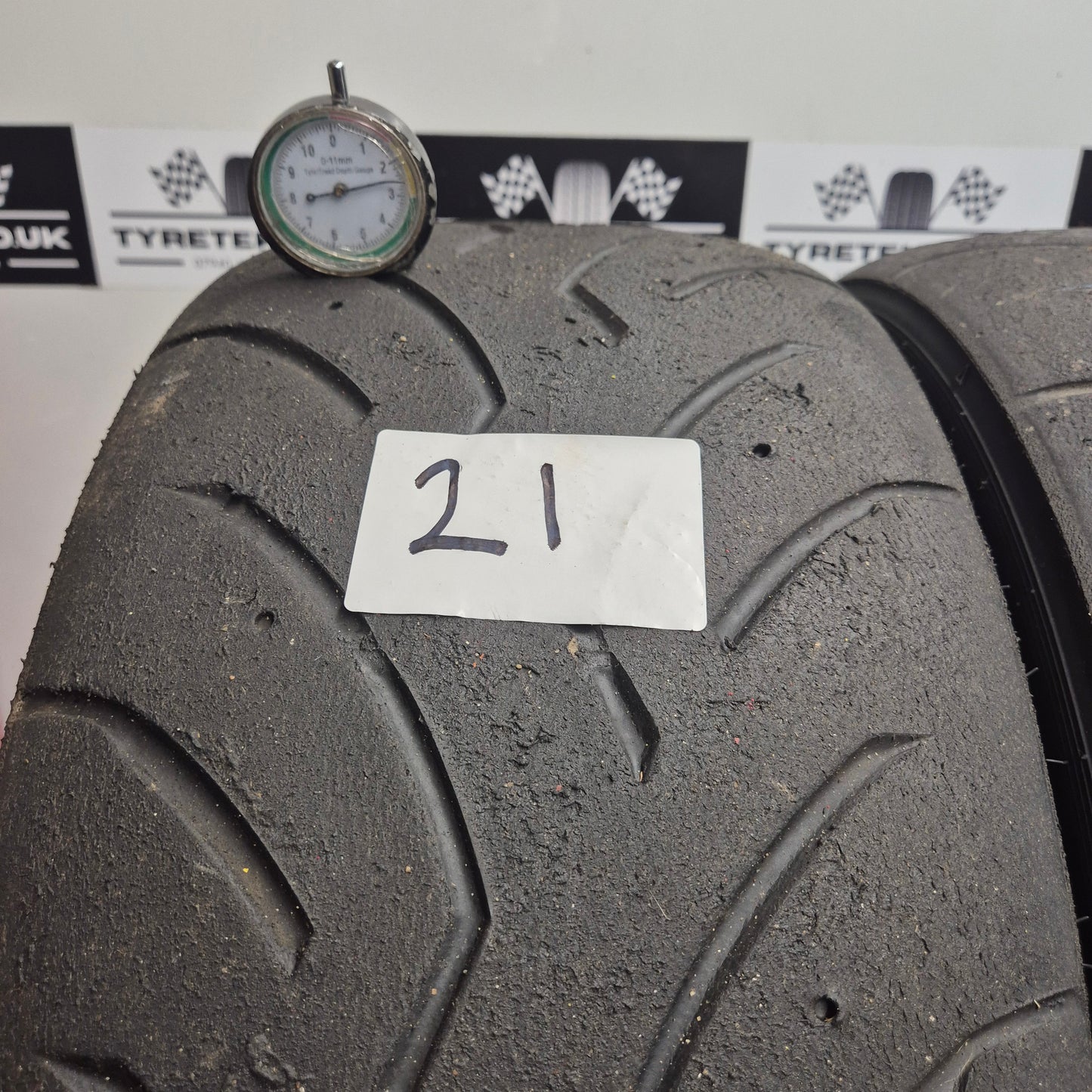Dunlop 225/45/17 Direzza DZ03G Semi-Slick Racing Trackday/Race Tyres. (21)