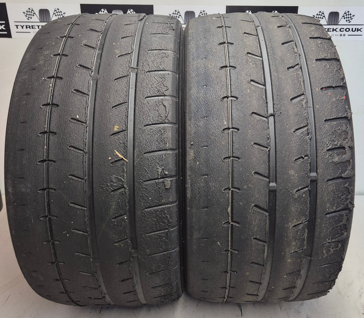 Yokohama A052 265/35/18 Trackday / Semi Slick Tyres