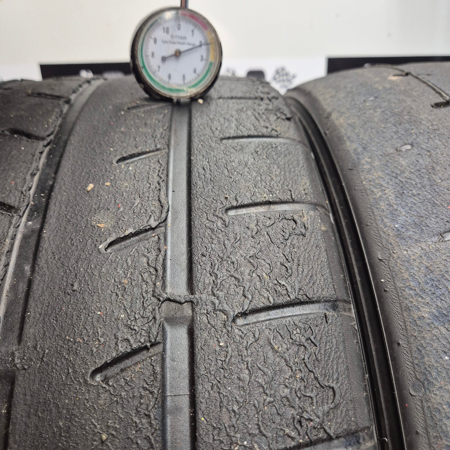 Yokohama A052 265/35/18 Trackday / Semi Slick Tyres