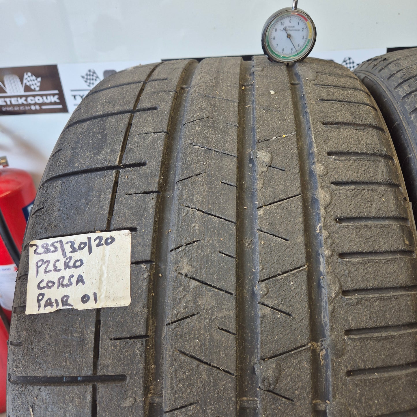 Pirelli P-Zero Corsa 285/30/20 Semi Slicks