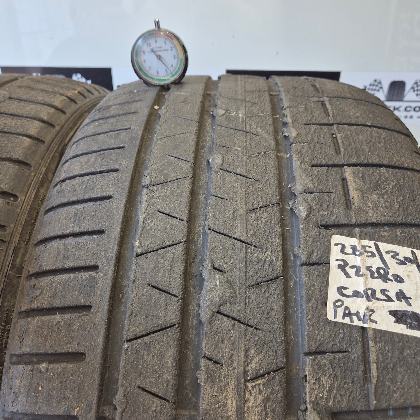 Pirelli P-Zero Corsa 285/30/20 Semi Slicks