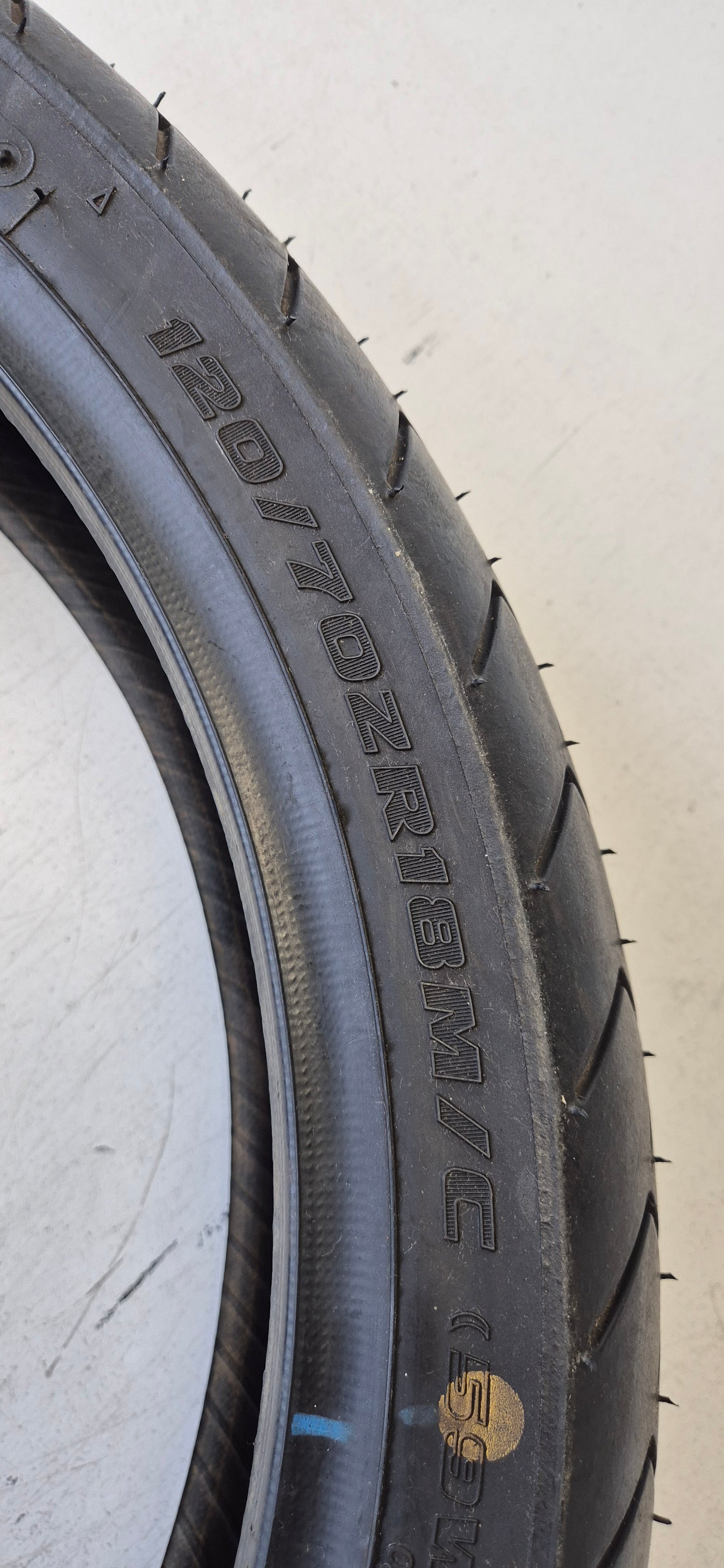 Bridgestone Battlax Adventure BT020 120/70/18. New.