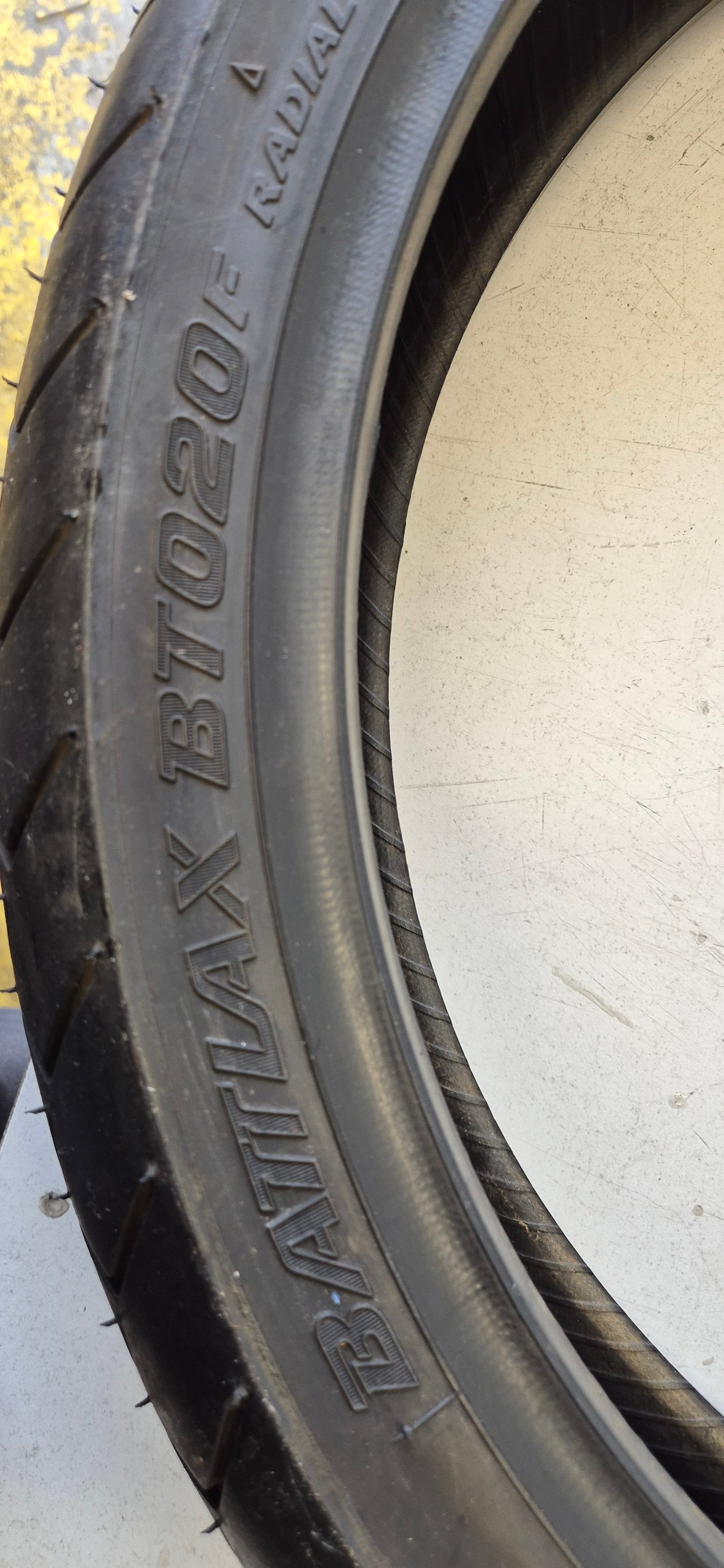 Bridgestone Battlax Adventure BT020 120/70/18. New.