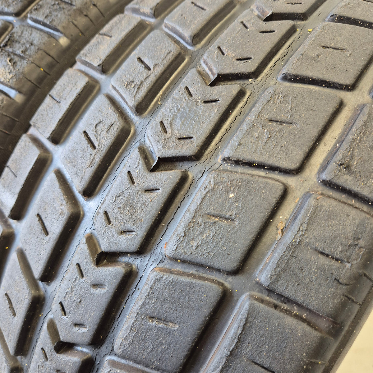 Avon 180/565/13 Wet Racing / Trackday Tyres (Pair)
