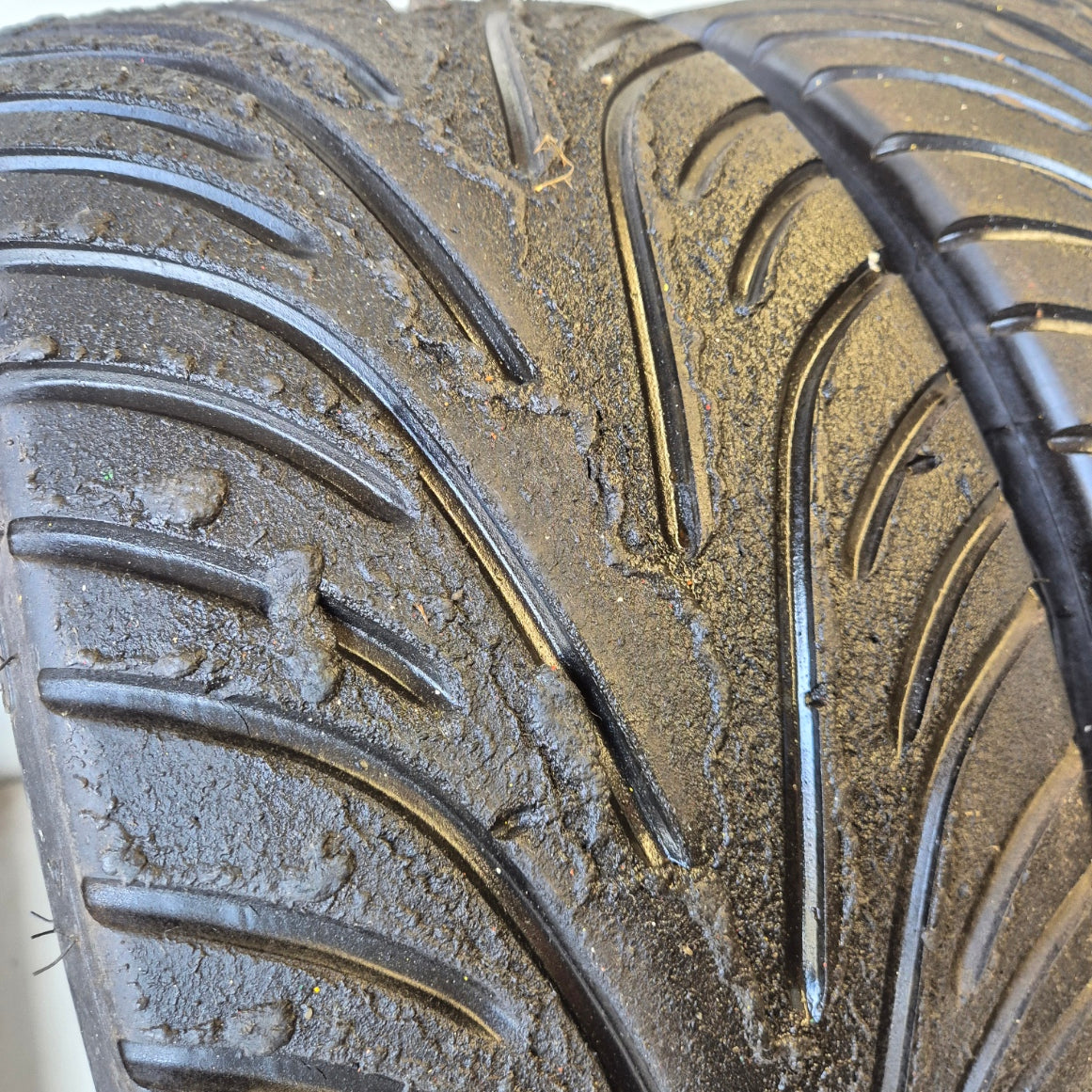 Dunlop 200/58/15 Wet Racing Tyres