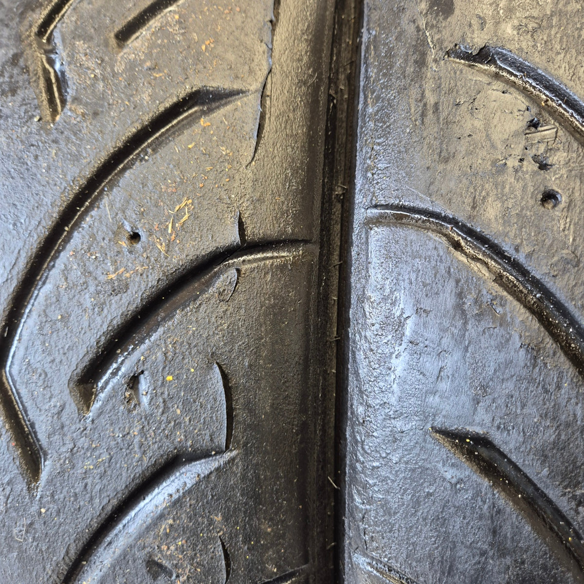 Dunlop 225/45/17 Direzza DZ03G Semi-Slick Racing Trackday/Race Tyres. (Pair)