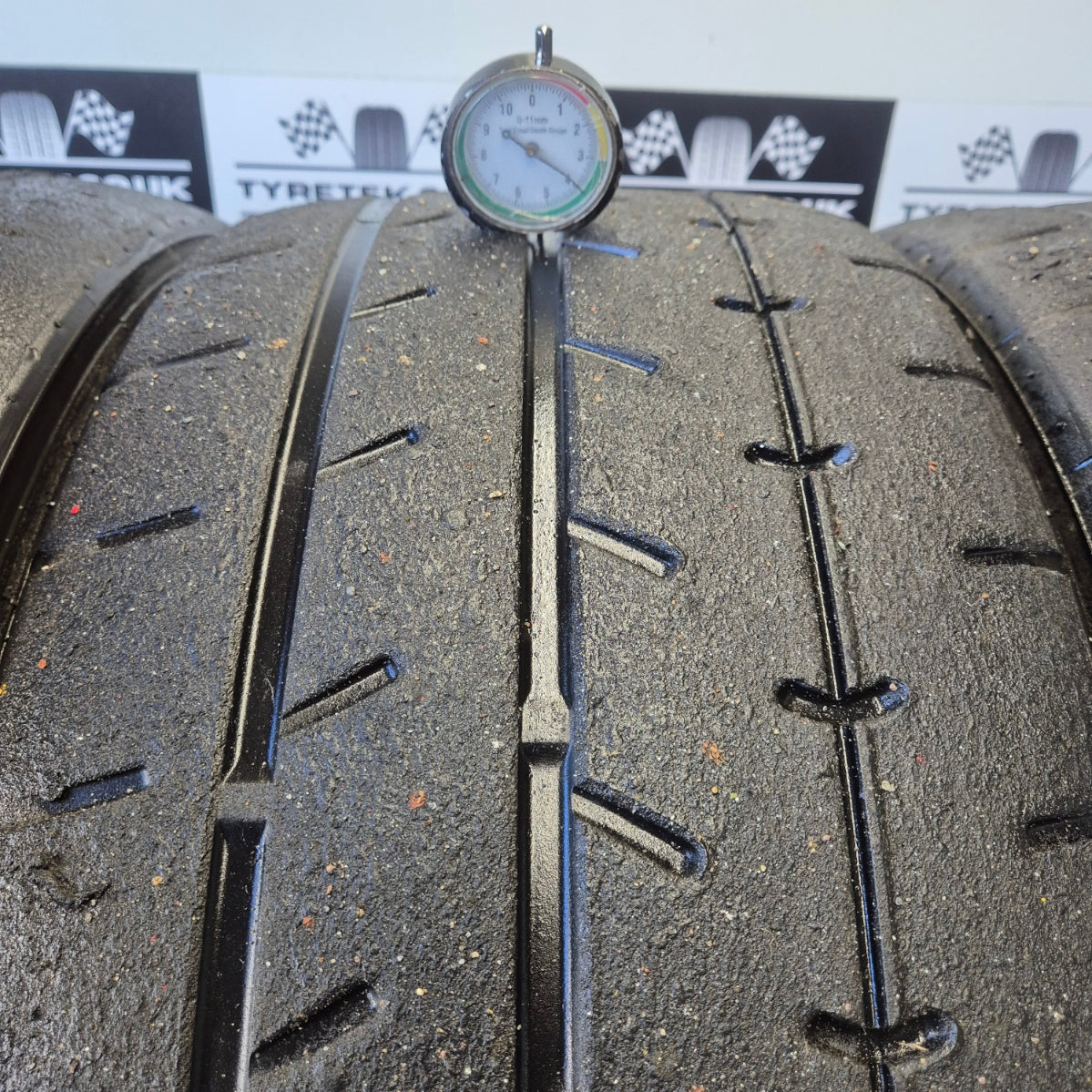 Yokohama Advan A052 235/40/18 Semi Slicks. (Set)